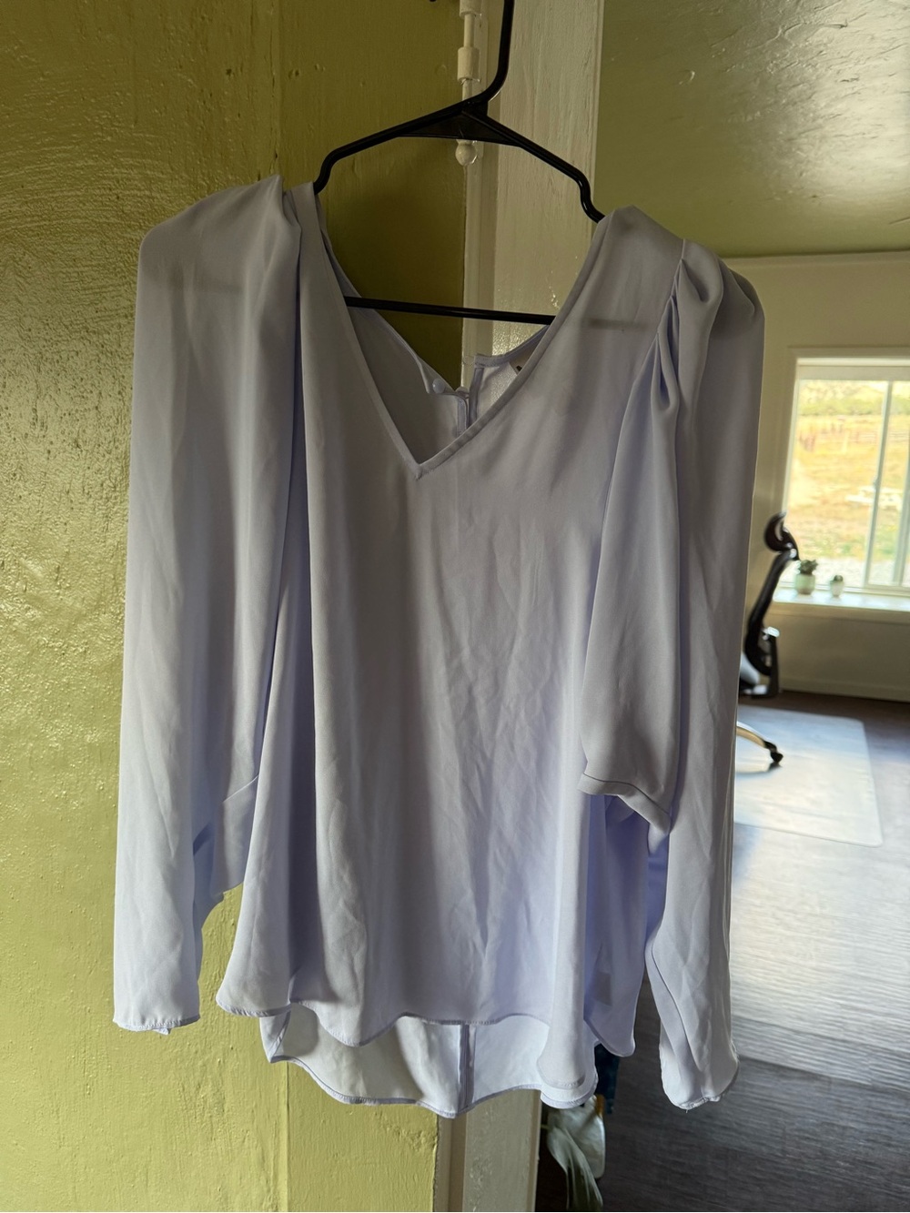 Worthington Light Lavender V-Neck Long Sleeve Blouse